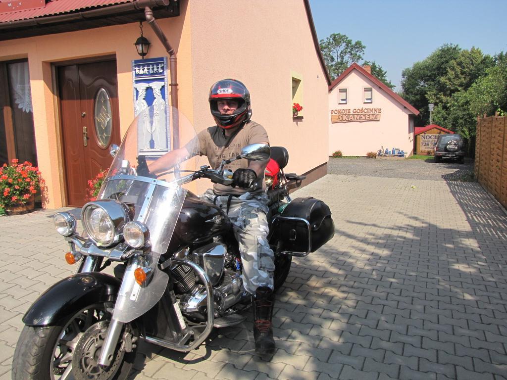 Gosciniec Grek Zorba - Pokoje I Domki 4 Osobowe - 16Km Od Zator Energylandia Inwałd Dış mekan fotoğraf