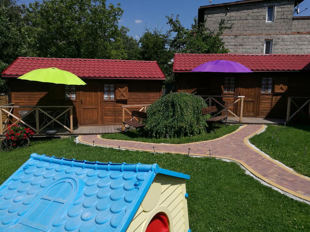 Gosciniec Grek Zorba - Pokoje I Domki 4 Osobowe - 16Km Od Zator Energylandia Inwałd Oda fotoğraf